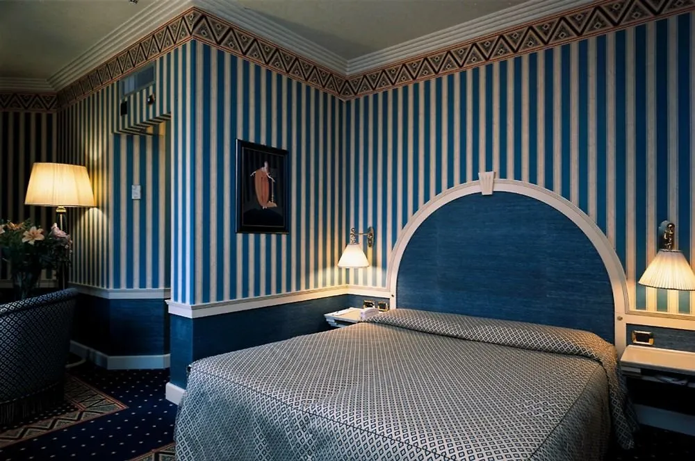 Hotel Auriga Μιλάνο 4*,