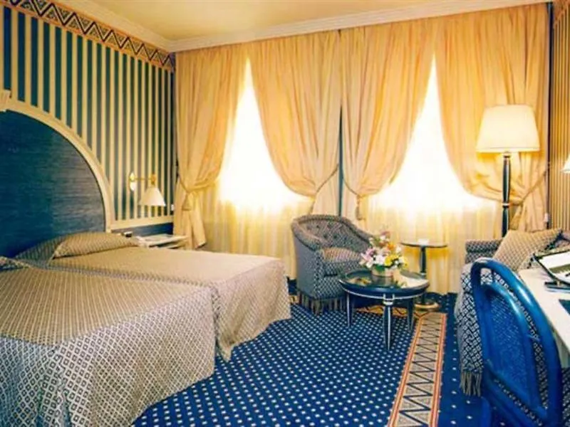 Hotel Auriga Milano 4*,  Italien